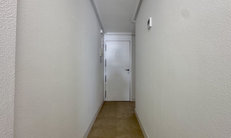 Venta - Apartamento / piso -
Torrevieja - Torrevieja - Centre