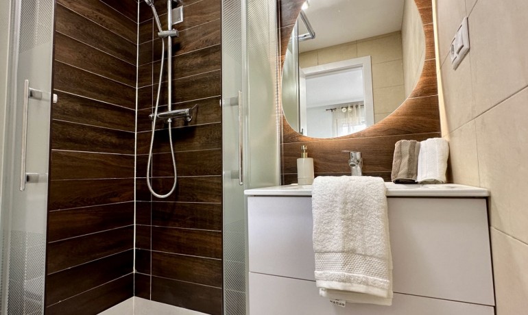 Venta - Apartamento / piso -
Torrevieja - Torrevieja - Centre
