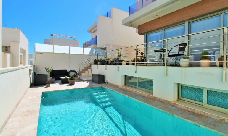 Venta - Villa -
Villamartin
