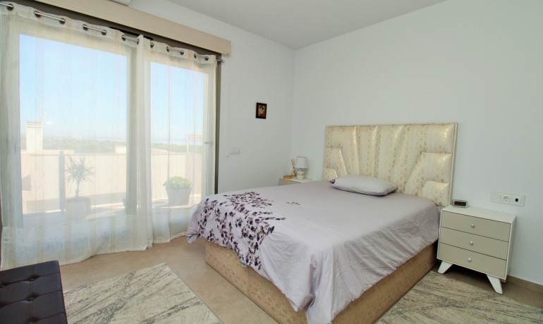 Venta - Villa -
Villamartin