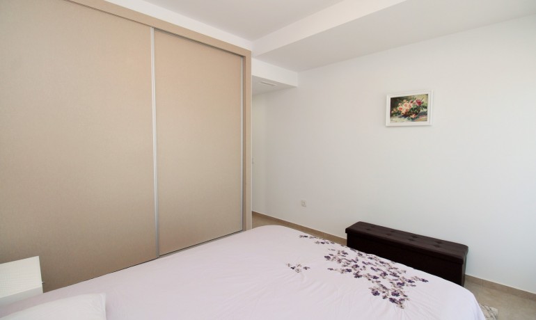 Venta - Villa -
Villamartin