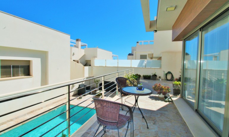 Venta - Villa -
Villamartin