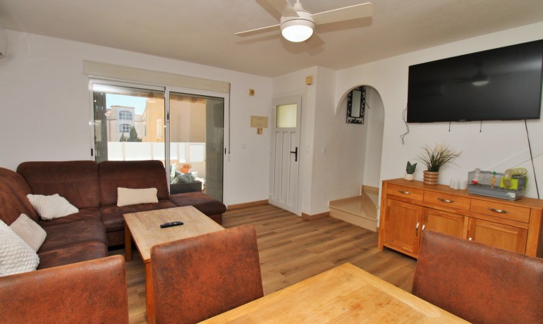 Venta - Casa -
Villamartin
