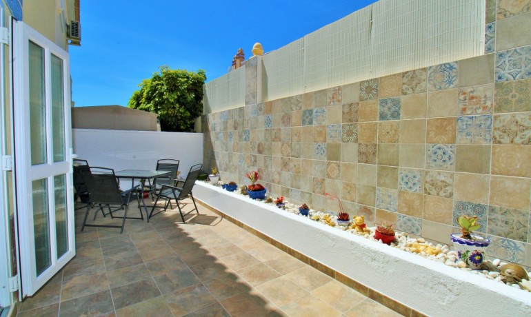 Venta - Casa -
Villamartin