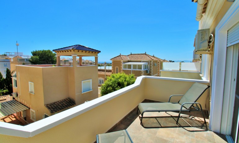 Venta - Casa -
Villamartin