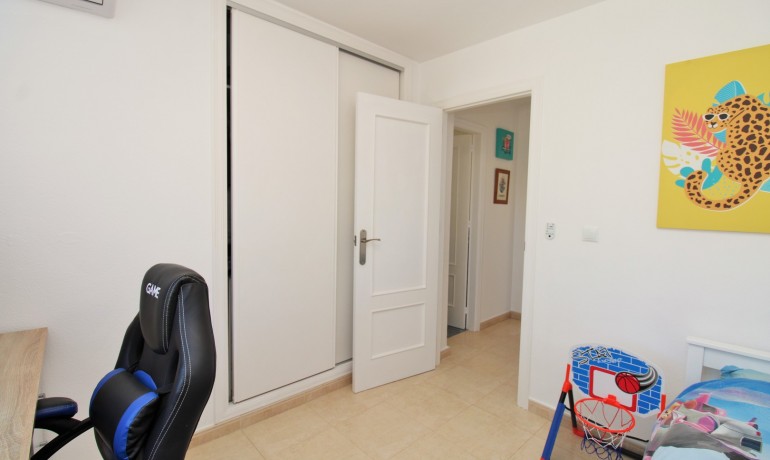 Venta - Casa -
Villamartin
