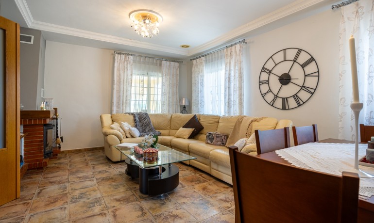 Venta - Villa -
Elche - La Hoya