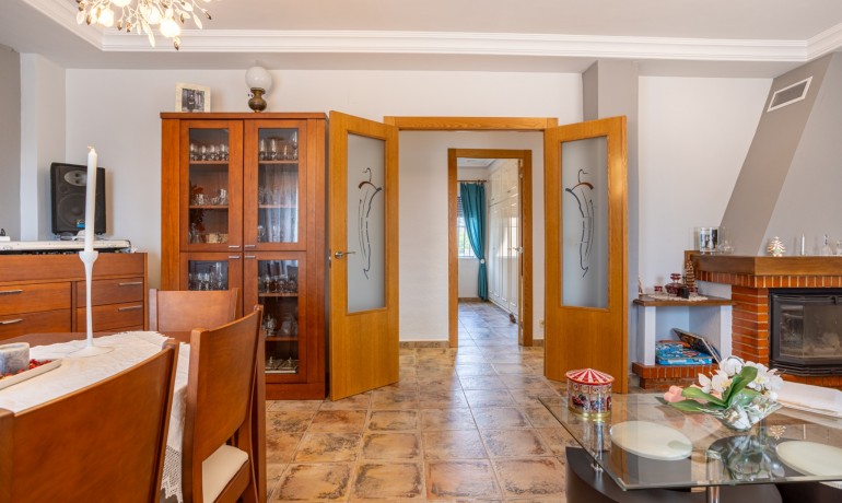 Venta - Villa -
Elche - La Hoya