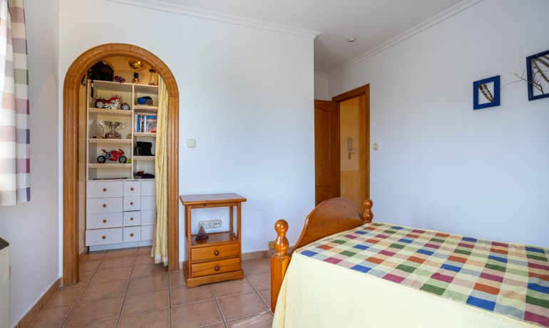 Venta - Villa -
Elche - La Hoya