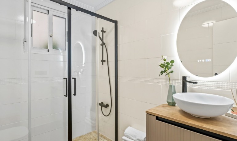 Venta - Apartamento / piso -
Orihuela Costa - La Florida