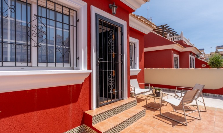 Venta - Villa -
Orihuela Costa - Villamartín