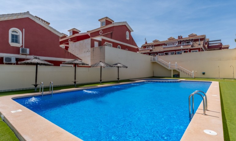 Venta - Villa -
Orihuela Costa - Villamartín