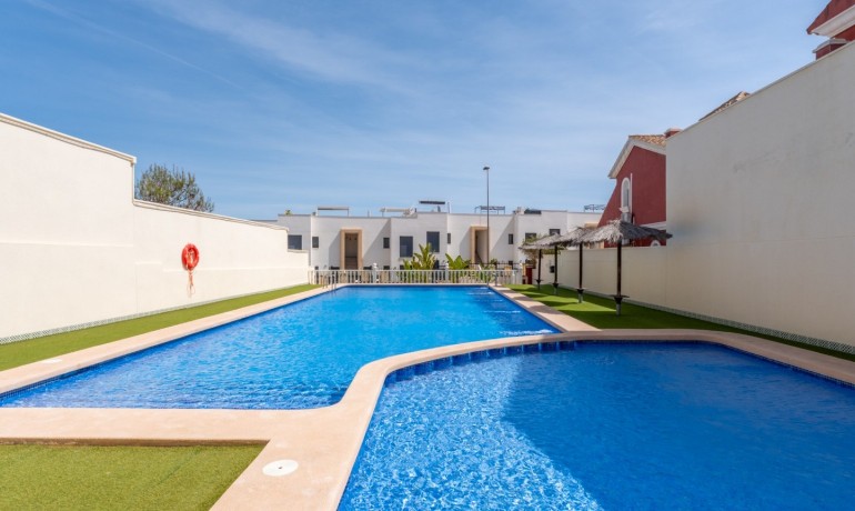 Venta - Villa -
Orihuela Costa - Villamartín