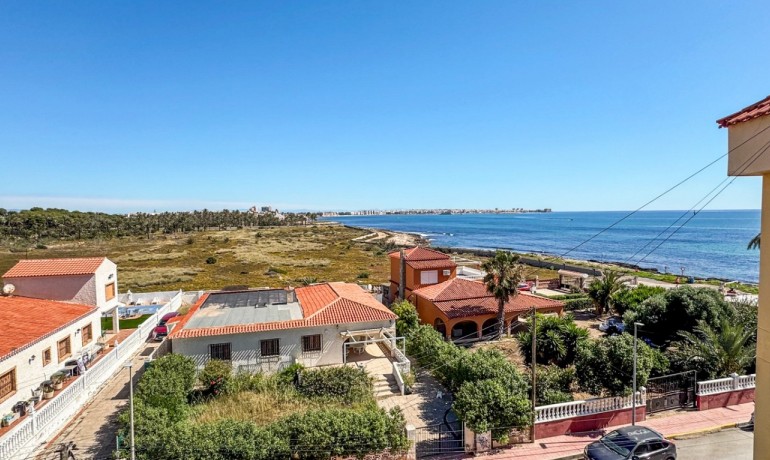 Venta - Apartamento / piso -
Orihuela Costa - Punta Prima
