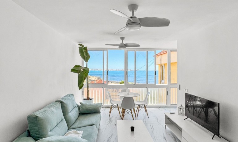 Venta - Apartamento / piso -
Orihuela Costa - Punta Prima