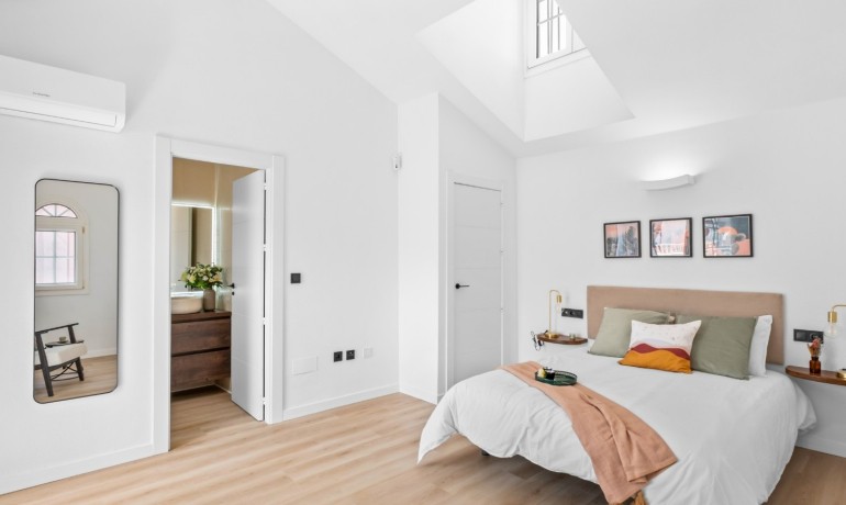 Venta - Villa -
Orihuela Costa - Villamartin