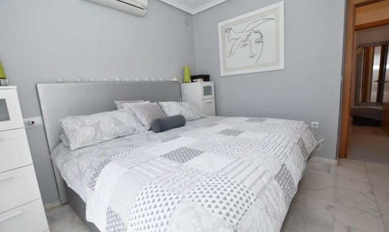 Venta - Apartamento / piso -
Algorfa - La Finca Golf Resort