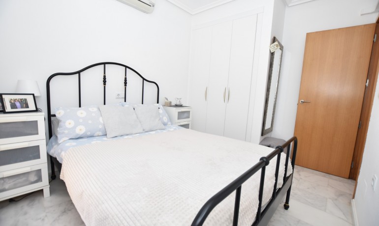 Venta - Apartamento / piso -
Algorfa - La Finca Golf Resort