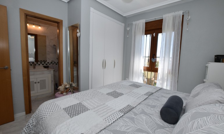 Venta - Apartamento / piso -
Algorfa - La Finca Golf Resort