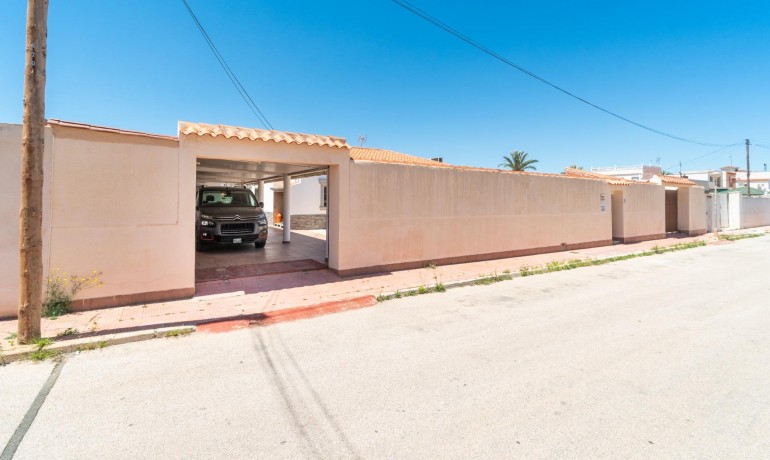 Venta - Villa -
Torrevieja - Torreta florida