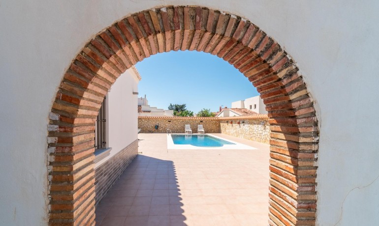 Venta - Villa -
Torrevieja - Torreta florida