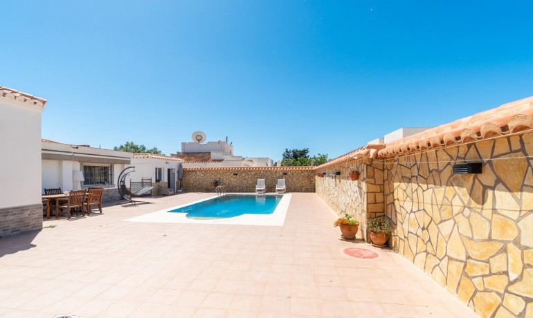Venta - Villa -
Torrevieja - Torreta florida