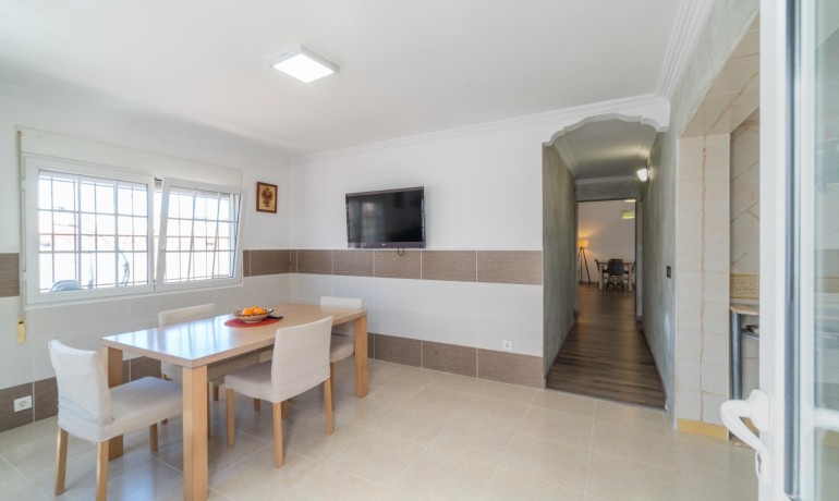 Venta - Villa -
Torrevieja - Torreta florida