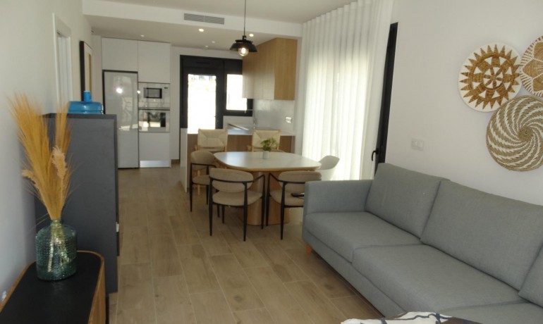 Nouvelle construction - Appartement / Flat -
Pilar de la Horedada* - pueblo