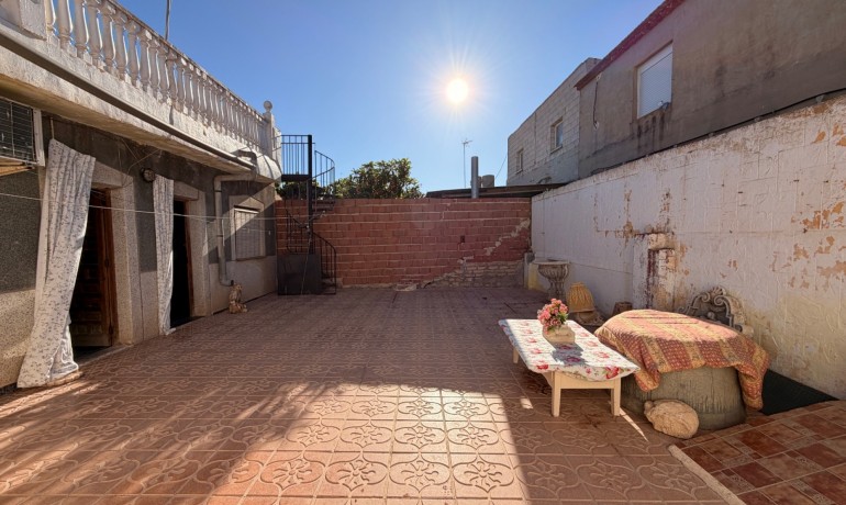Venta - Casa -
Rafal - El Mudamiento