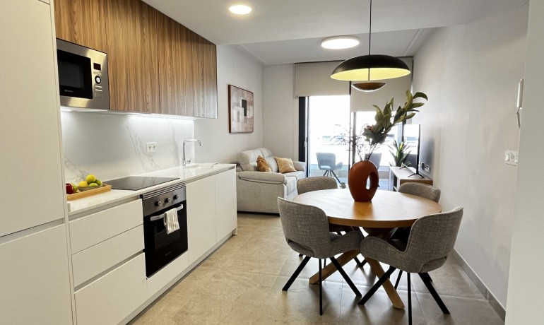 Venta - Apartamento / piso -
Torrevieja - Playa Del Cura