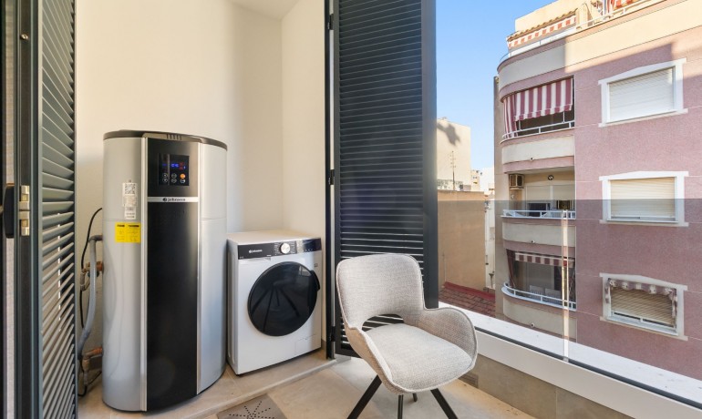 Venta - Apartamento / piso -
Torrevieja - Playa Del Cura