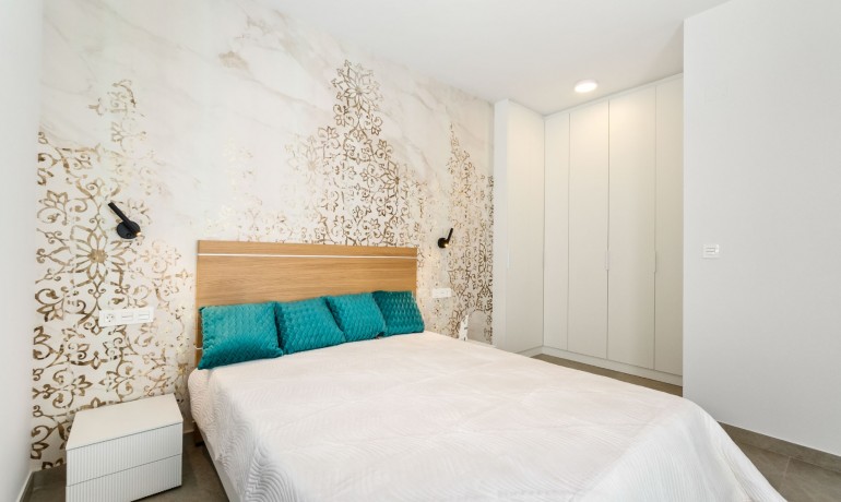 Venta - Apartamento / piso -
Torrevieja - Playa Del Cura