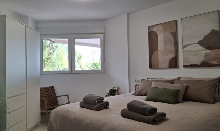 Venta - Apartamento / piso -
Torrevieja - Playa Acequion