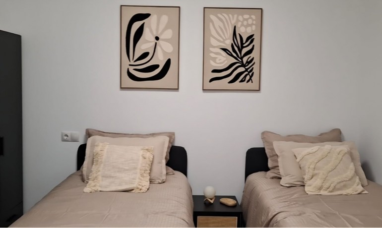 Venta - Apartamento / piso -
Torrevieja - Playa Acequion