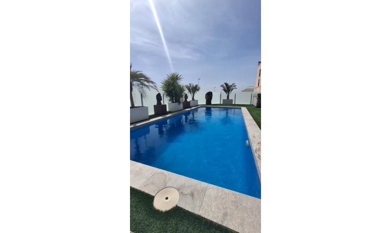 Venta - Villa -
Los Montesinos - Entre Naranjos / Vistabella Golf