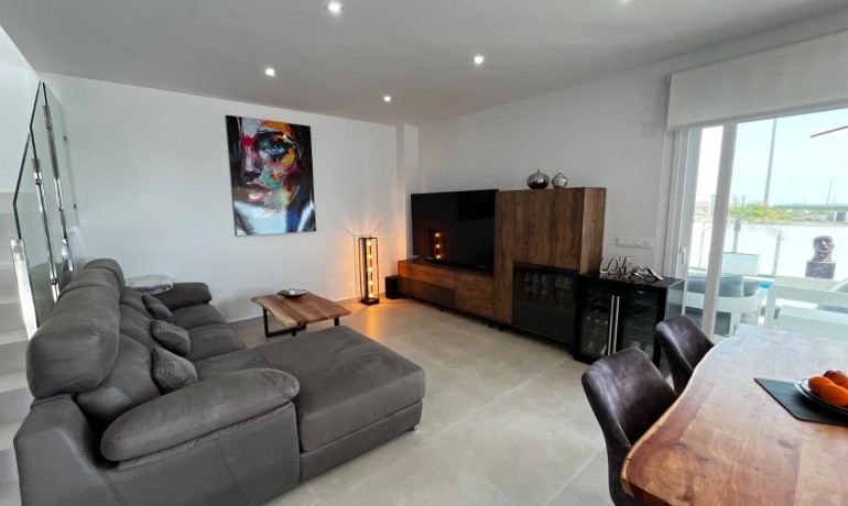 Venta - Villa -
Los Montesinos - Entre Naranjos / Vistabella Golf