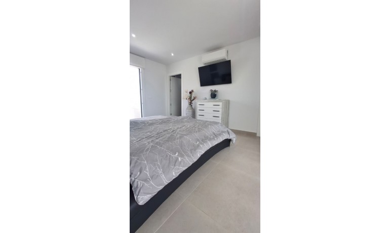 Venta - Villa -
Los Montesinos - Entre Naranjos / Vistabella Golf