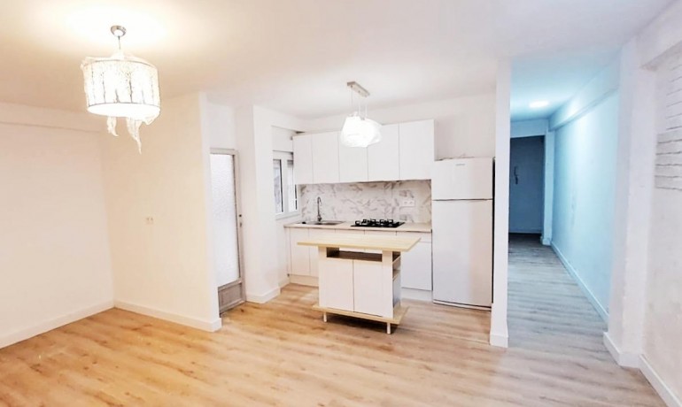 Venta - Apartamento / piso -
Torrevieja - Torrevieja - Centre