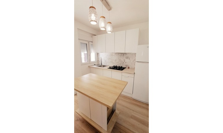 Venta - Apartamento / piso -
Torrevieja - Torrevieja - Centre