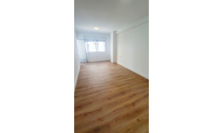 Venta - Apartamento / piso -
Torrevieja - Torrevieja - Centre