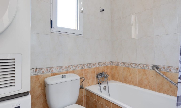 Venta - Casa -
Torrevieja - Torrevieja - Centre