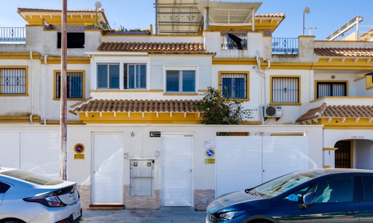 Venta - Casa -
Torrevieja - Torrevieja - Centre