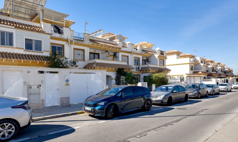 Venta - Casa -
Torrevieja - Torrevieja - Centre