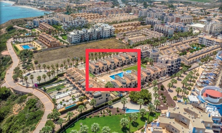 Sale - House -
Cabo Roig