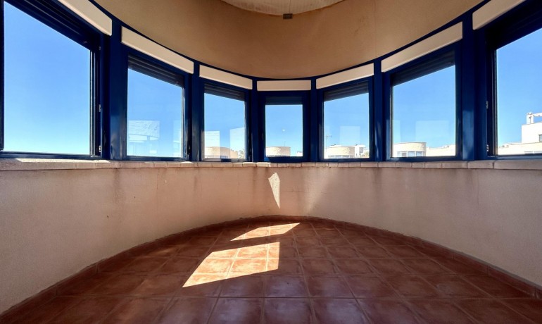 Sale - House -
Cabo Roig