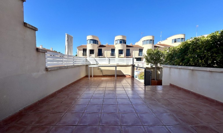 Sale - House -
Cabo Roig