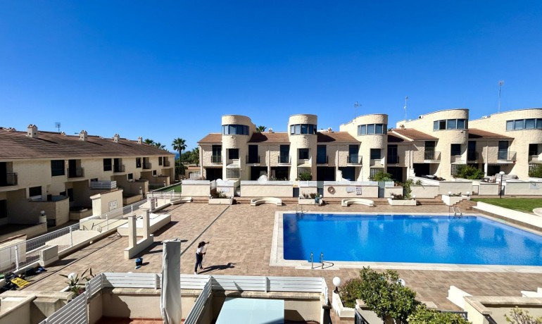 Sale - House -
Cabo Roig
