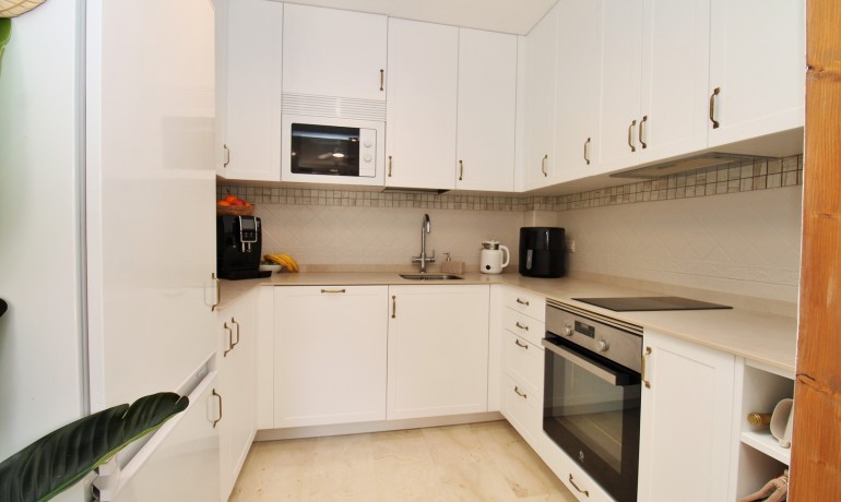 Venta - Casa -
Villamartin - PAU 8