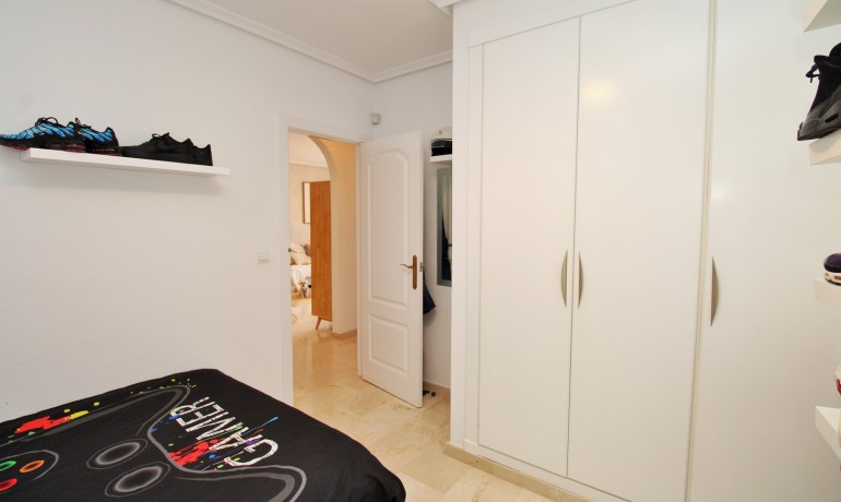 Venta - Casa -
Villamartin - PAU 8