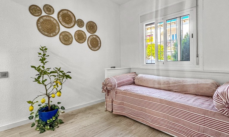 Venta - Apartamento / piso -
Torrevieja - Los Balcones - Los Altos del Edén